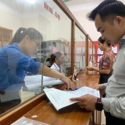 Thành đoàn: Chỉ đạo Đoàn xã thí điểm hướng dẫn người dân khai sinh trực tuyến