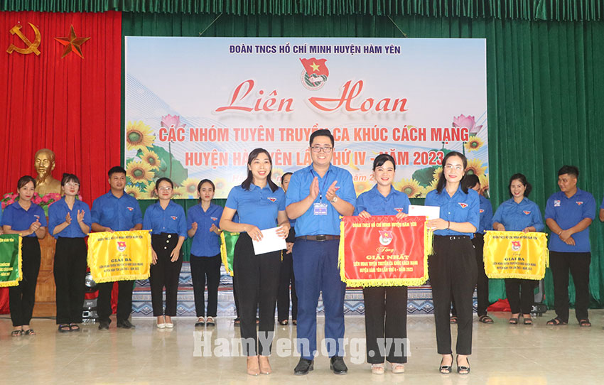 Liên hoan Tuyên truyền ca khúc cách mạng huyện Hàm Yên năm 2023